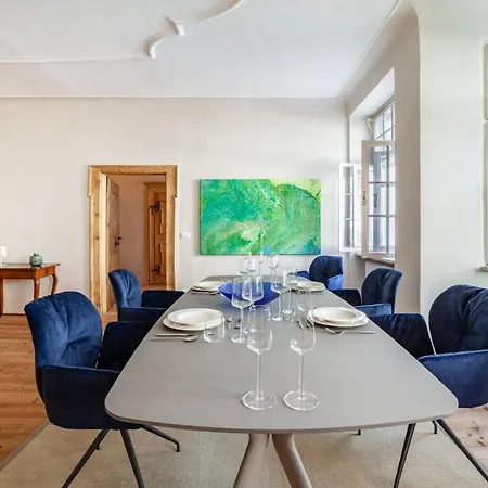 Apartment Lauben 75 Merano