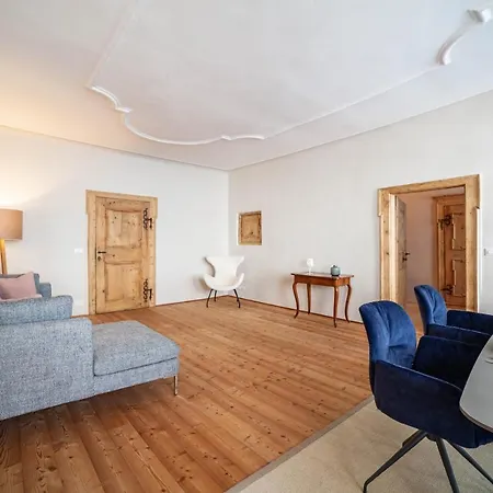 Apartment Lauben 75 Merano
